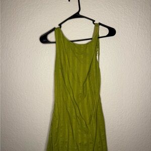 Elegant Green Sleeveless Dress